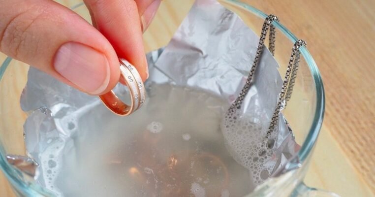 Як почистити золото в домашніх умовах: найкращі способи очищення