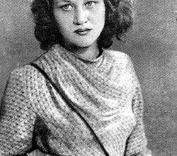 Ліна Костенко: видатна українська поетеса і культурна ікона Ліна Костенко: видатна українська поетеса і культурна ікона