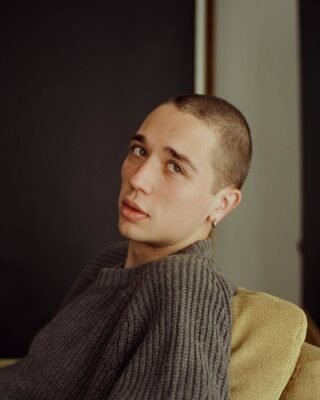 Біографія Брикульця: шлях від витоків до визнання та успіху