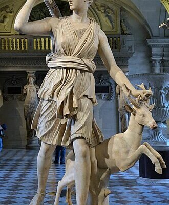 Хто така Артеміда: давньогрецька богиня полювання і природи Хто така Артеміда: давньогрецька богиня полювання і природи