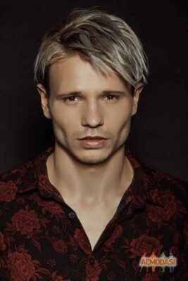 Олександр Варцаба: Біографія та Досягнення Видатного Українця