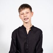 Біографія Артема Котенка: Життєвий Шлях і Досягнення Видатного Митця