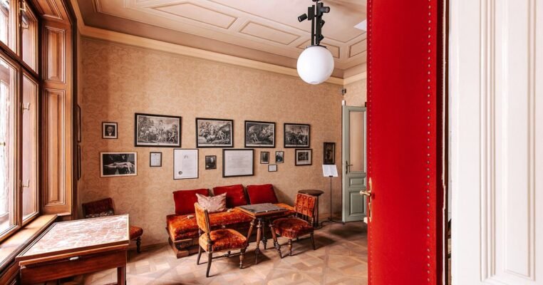 Відкрийте Таємниці Психоаналізу в Музеї Зигмунда Фрейда