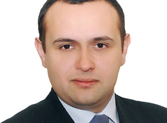Біографія Юрія Ткачука: Шлях до Визнання Як Відомого Фахівця