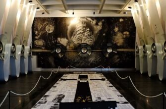 Музей мініатюр у Лаврі: подорож у світ мікромистецтва