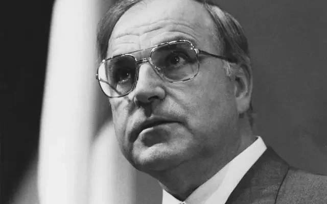 Хто став першим канцлером об’єднаної Німеччини: історичний факт