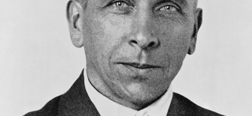 Хто автор гіпотези дрейфу материків: розкриваємо таємницю автора