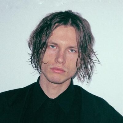 Біографія Нікова: шлях до успіху та досягнення відомого генія