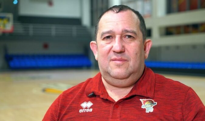 Володимир Дубинський: Життєпис, Кар’єрний Розвиток та Визначні Досягнення