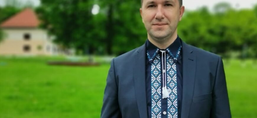 Хаустов Максим Миколайович: біографія та видатні досягнення лідера