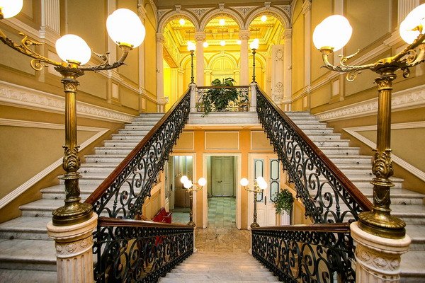 Краєзнавчий музей Одеси: Історія, Експонати та Архітектура Краєзнавчий музей Одеси: Історія, Експонати та Архітектура