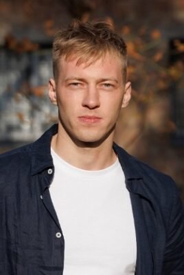 Біографія Григорія Бакланова: життя та творчий шлях письменника Біографія Григорія Бакланова: життя та творчий шлях письменника