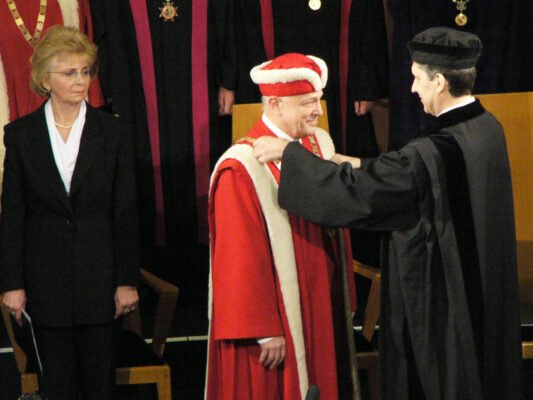 Посада ректора: обов’язки, повноваження та роль в університеті