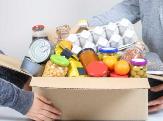 Хто може отримати гуманітарну допомогу: критерії для отримання допомоги