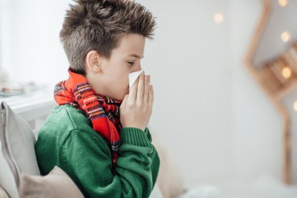 Ефективні народні методи лікування сухого кашлю у дитини