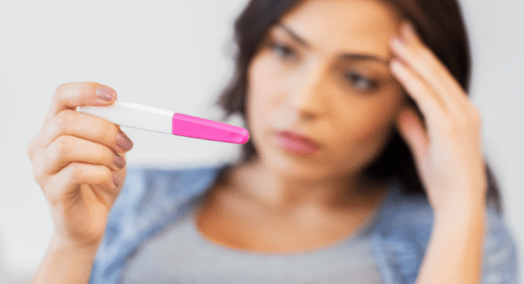 Народні методи переривання вагітності: огляд ризиків та наслідків