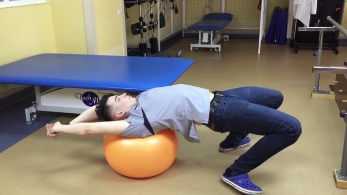 Як вправити диски хребта самостійно: поради для домашнього лікування