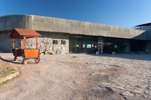 Відкрийте таємниці музею історії запорозького козацтва: екскурсія