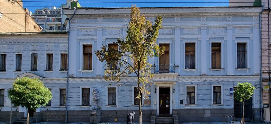 Національний музей Київська картинна галерея: історія та експозиція