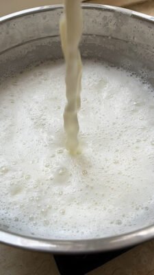 Як розвести сухе молоко: покрокова інструкція для ідеального напою