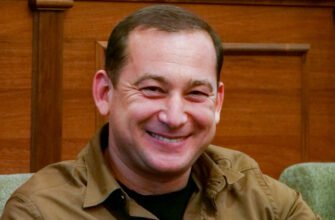 Біографія Олександра Кватирка: Життєвий Шлях та Професійні Досягнення