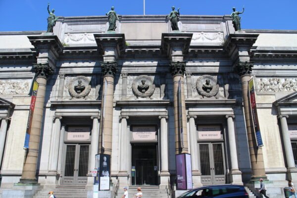 Королівський музей витончених мистецтв: досвід мистецької величі