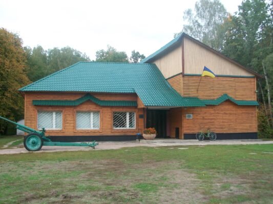 Музей партизанської слави в Спадщанському лісі: історія і пам’ять