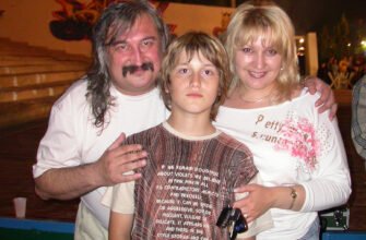 Степан Гіга: Біографія та Родина Відомого Українського Співака