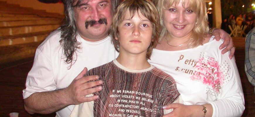 Степан Гіга: Біографія та Родина Відомого Українського Співака Степан Гіга: Біографія та Родина Відомого Українського Співака