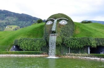 Музей Сваровски: магічний світ кристалів і мистецтва в Австрії