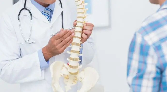Лікар, що лікує спину: як обрати найкращого фахівця для вас Лікар, що лікує спину: як обрати найкращого фахівця для вас