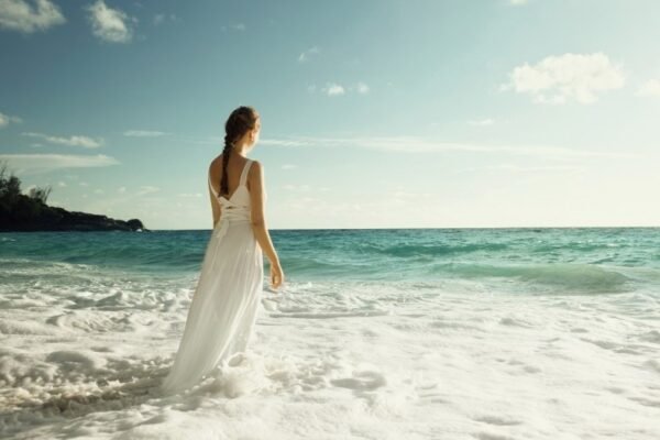 Стильні ідеї для носіння жіночих джинсів баггі: поради та тренди