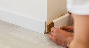 Чи можна класти ламінат на дерев’яну підлогу: поради та рекомендації