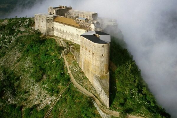 Попит: що це таке, фактори впливу та як він формується?