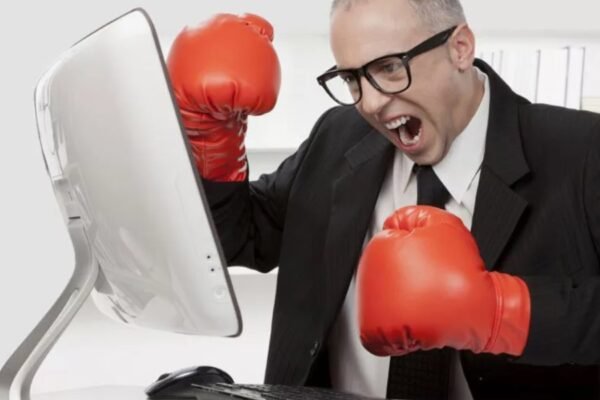 Екзорцизм: Таємниці, Ритуали та Історії Реальних Вигнань Демонів