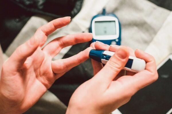 Анорак: Основні характеристики, історія та практичні переваги використання