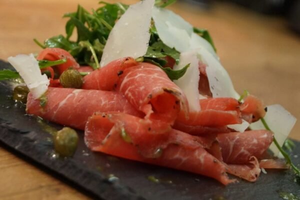 Колорування волосся: сучасні техніки та поради для яскравого образу Колорування волосся: сучасні техніки та поради для яскравого образу