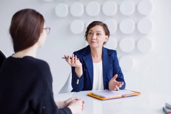 Що таке фондю: Експертний гід по швейцарському кулінарному феномену