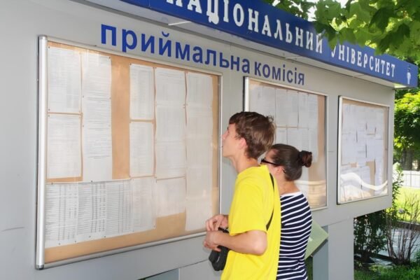 Каламбур: Розкриття сутності та приклади в сучасній українській мові