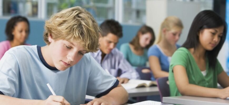 Транскрипт: Як професійно перетворити аудіо в текст для SEO та бізнесу Транскрипт: Як професійно перетворити аудіо в текст для SEO та бізнесу