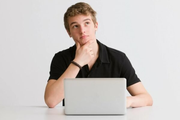 Білки: Що це таке, їх значення та роль у живленні людини