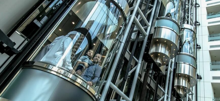 Ваксинг: Переваги, популярні методи та поради для безпечного видалення волосся