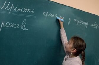 Як обрати ідеальний налобний ліхтар для походу: поради та рекомендації