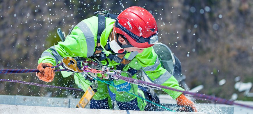 Чи можна утеплювати фасад зимою: поради та рекомендації експертів Чи можна утеплювати фасад зимою: поради та рекомендації експертів