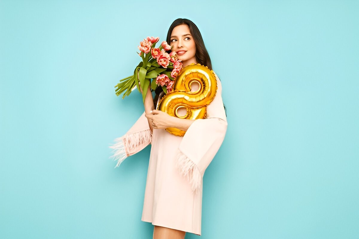 Патріотичне привітання з 8 березня картинка