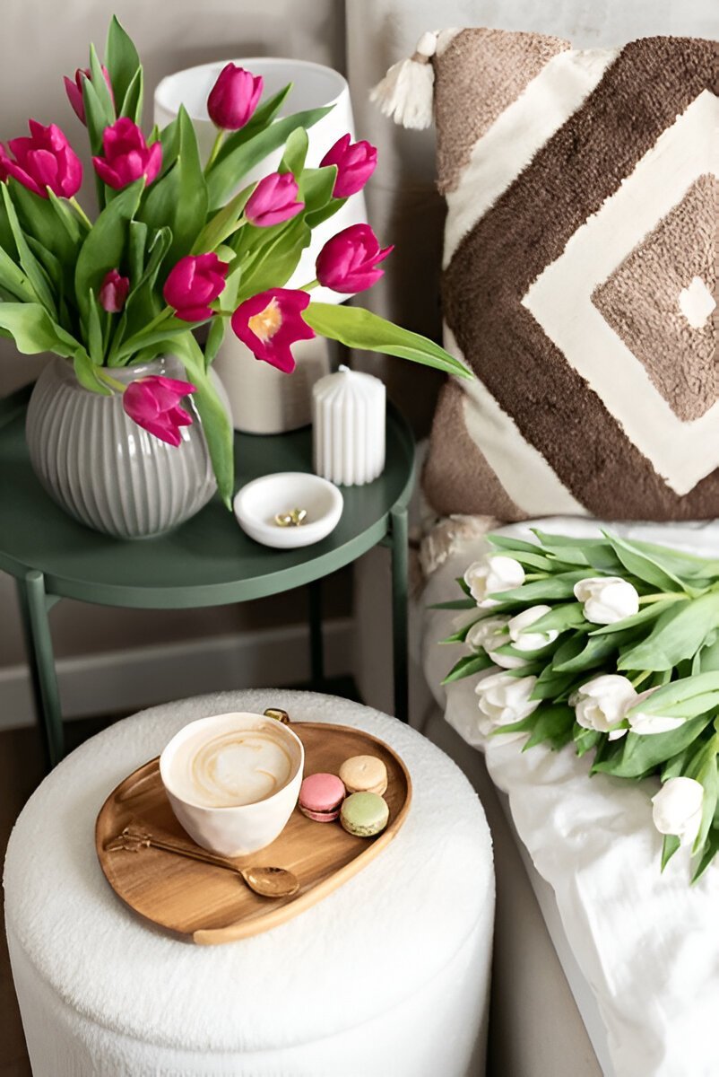 Привітання з 8 березня подрузі