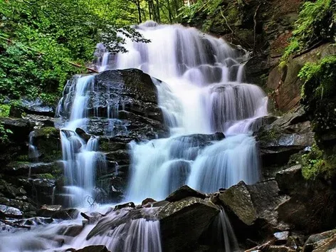 7 Чудес України: Цікаві Факти, Які Вас Здивують і Надихнуть 7 Чудес України: Цікаві Факти, Які Вас Здивують і Надихнуть