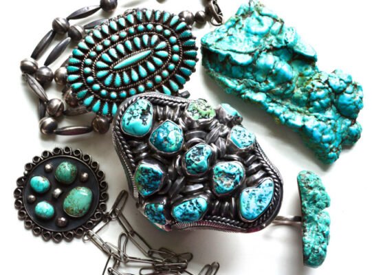 Бірюза: унікальні властивості та їх вплив на здоров’я і гармонію