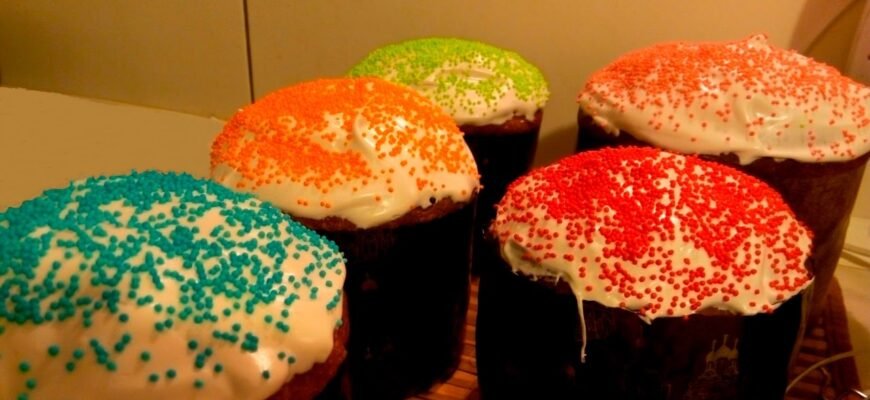 Чи дійсно потрібно змащувати паперові форми для випічки?