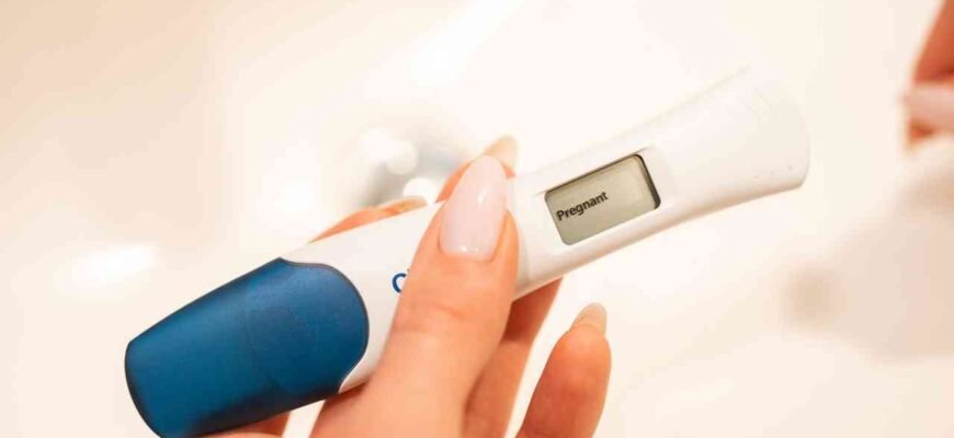 Чи можливо завагітніти у 10 років: міфи та наукові факти